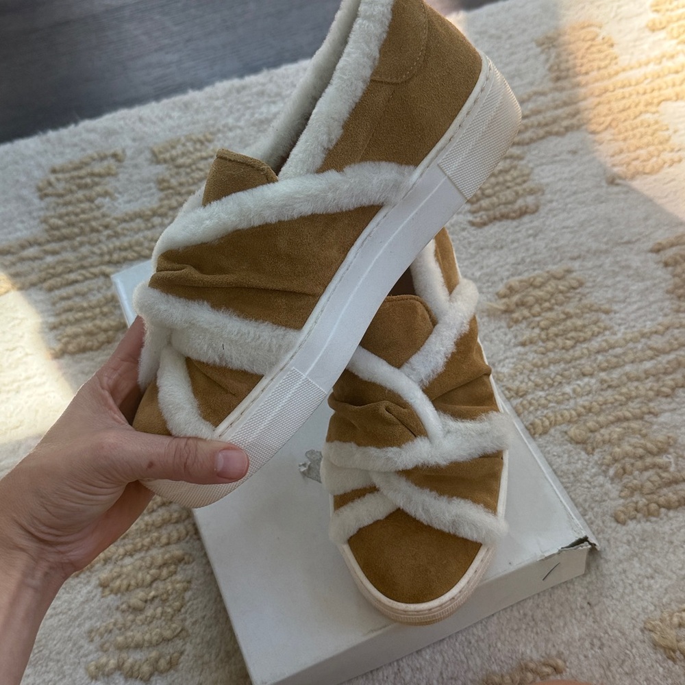 NWOT MAJE Tan and White Faux Fur Sneakers - Picture 4 of 8